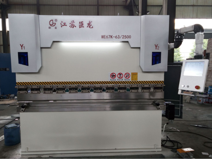 WE67K-63T/2500電液同步數(shù)控折彎機